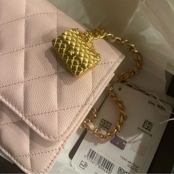 Pink Caviar Leather Wallet on Chain with Charm - Picture 2 of 12